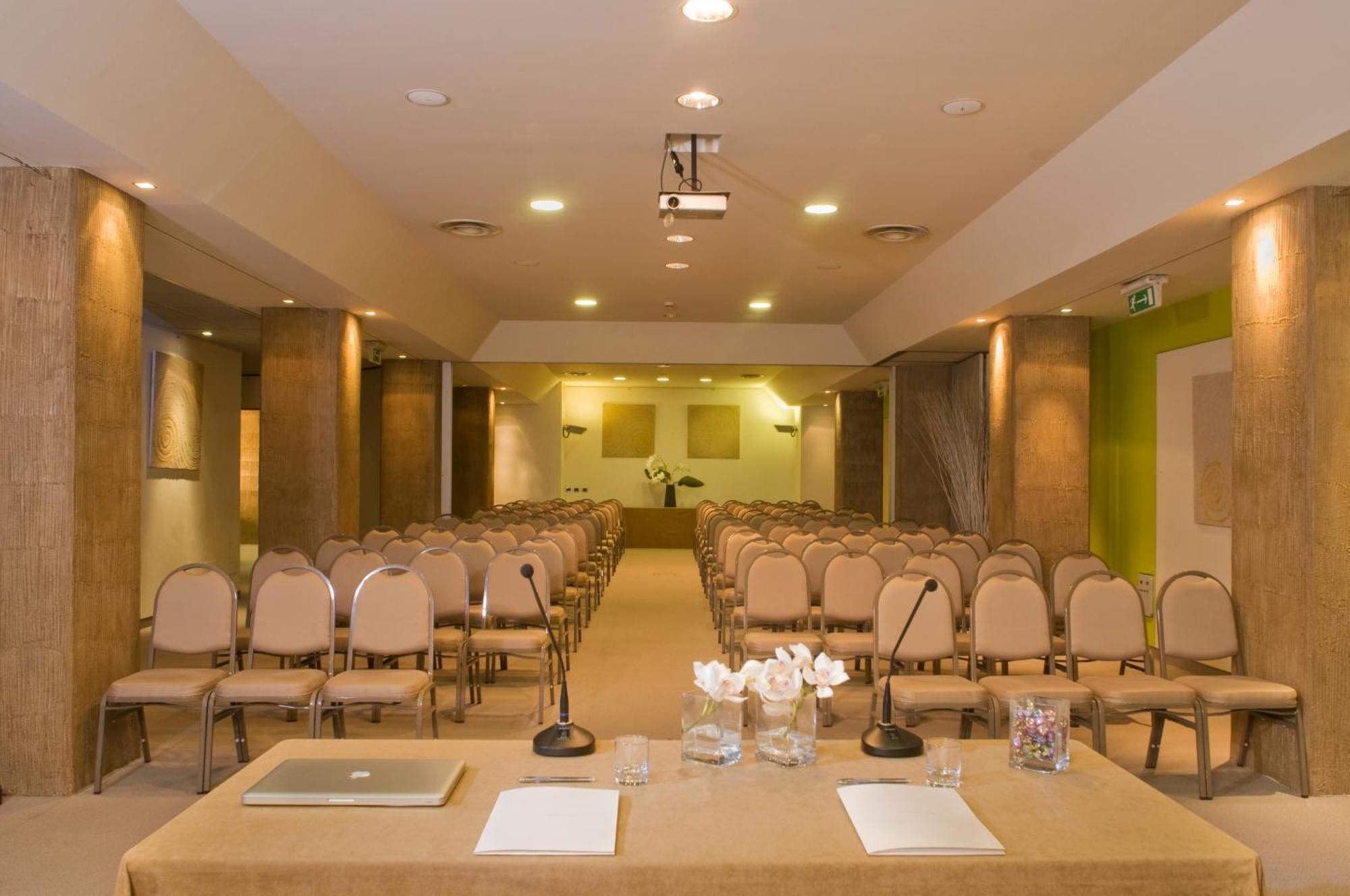 Cosmo Hotel Torri Vimercate Bagian luar foto